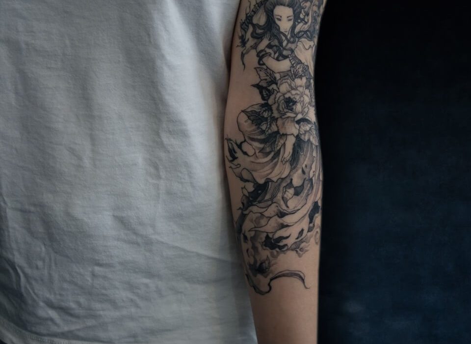 tatouage-femme-geisha-gaelle